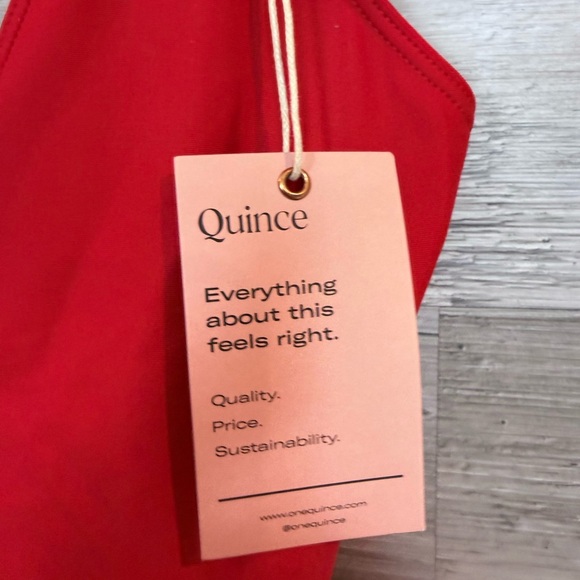 NWT Quince Italian Recycled Wrap One-Piece Swimsuit - Red - Size 4 - Picture 5 of 6